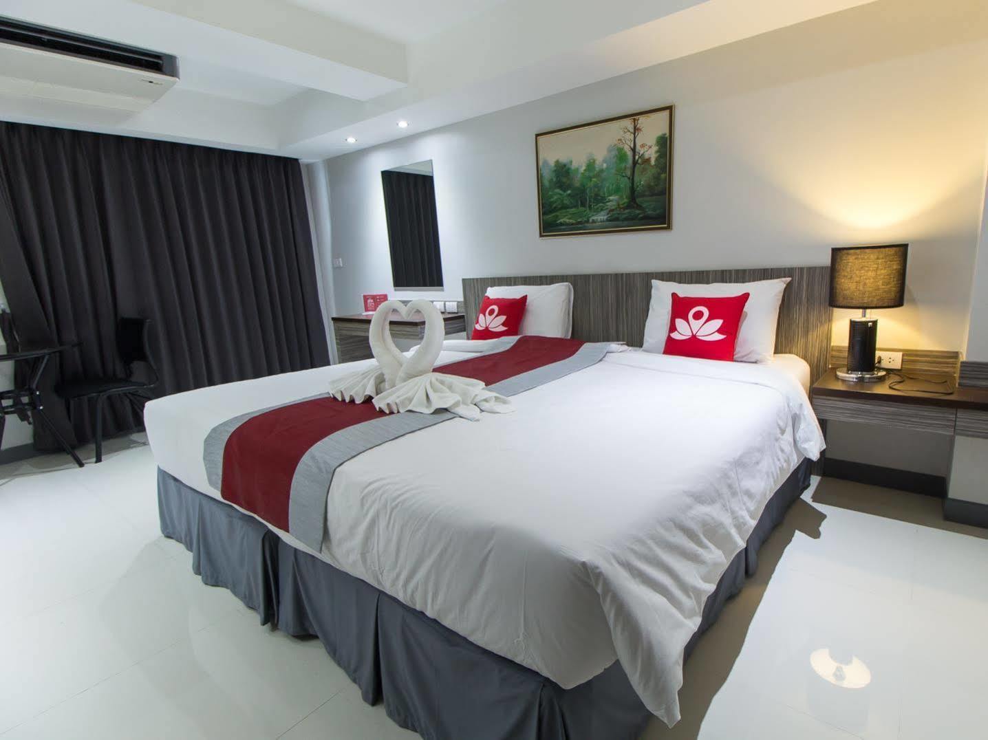 Zen Rooms Yaowarat Soi 7 Bangkok Luaran gambar